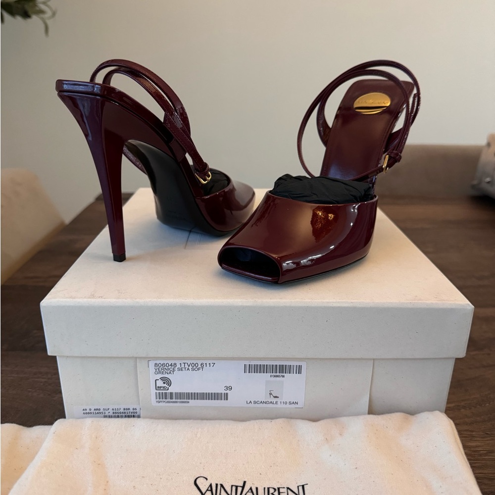 Saint Laurent La Scandale Sandals